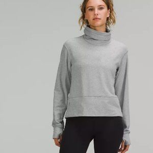 Lululemon Ready to Rulu Pullover NWT size 4 - loose fit